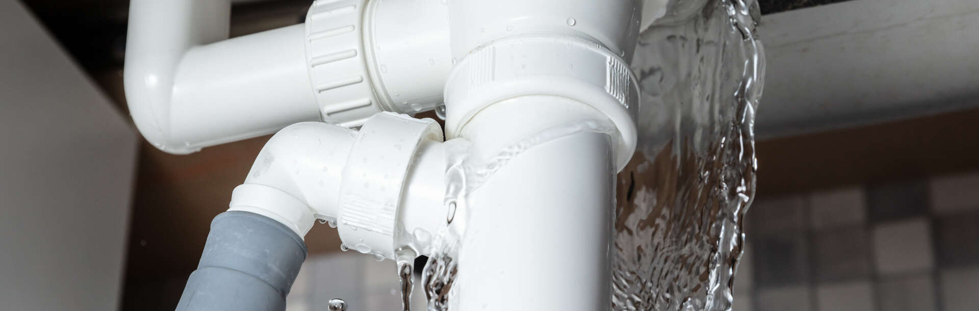 What to Do When Water Damage Strikes: Your 24/7 Emergency Guide